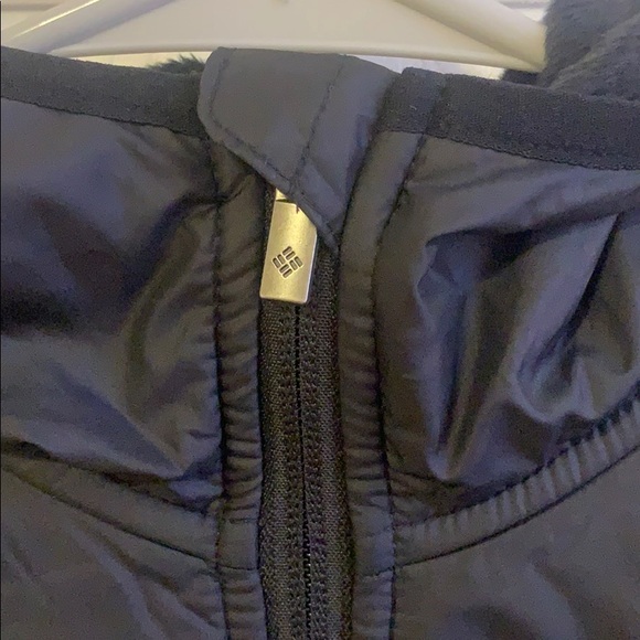 Women’s Columbia zip-up jacket - Picture 6 of 6